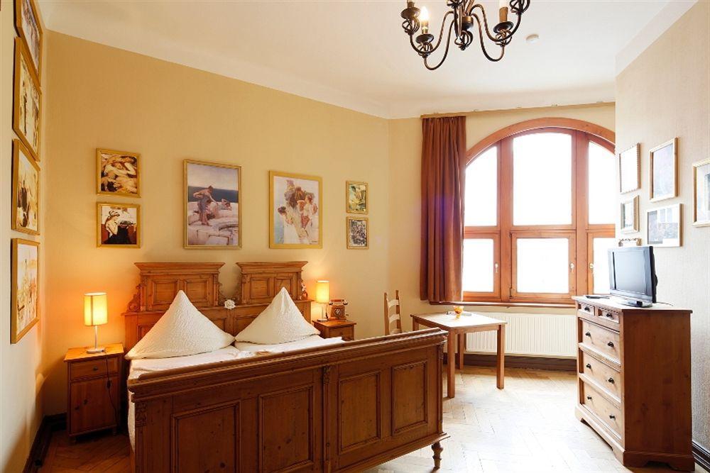 Avalon Bed & Breakfast Themen/- Nichtraucherhotel Hannover Ngoại thất bức ảnh