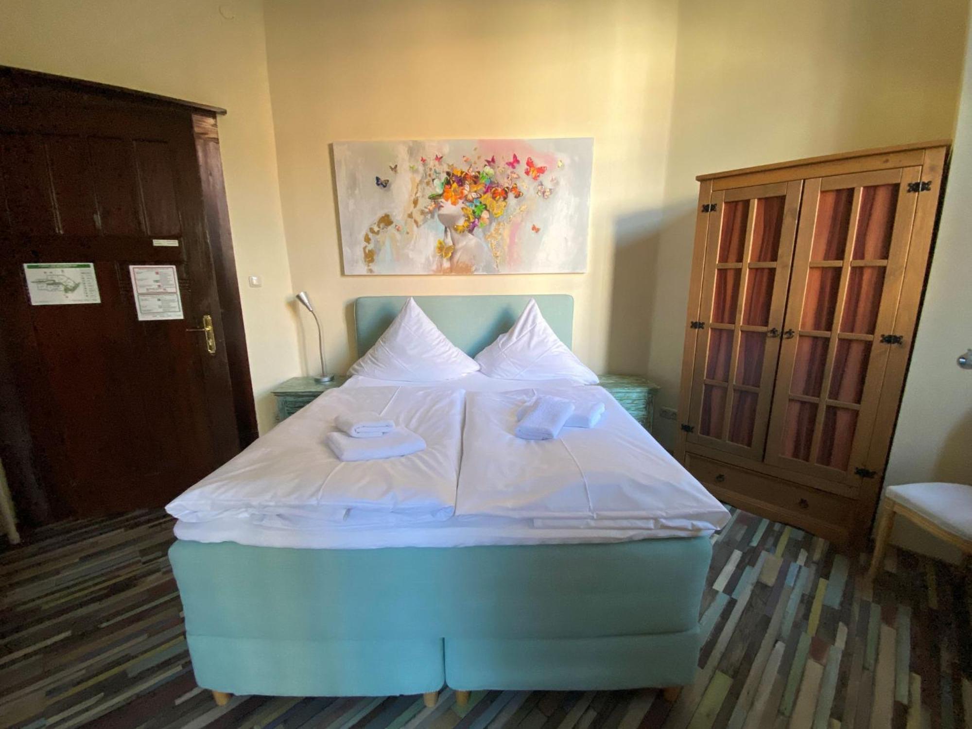 Avalon Bed & Breakfast Themen/- Nichtraucherhotel Hannover Ngoại thất bức ảnh