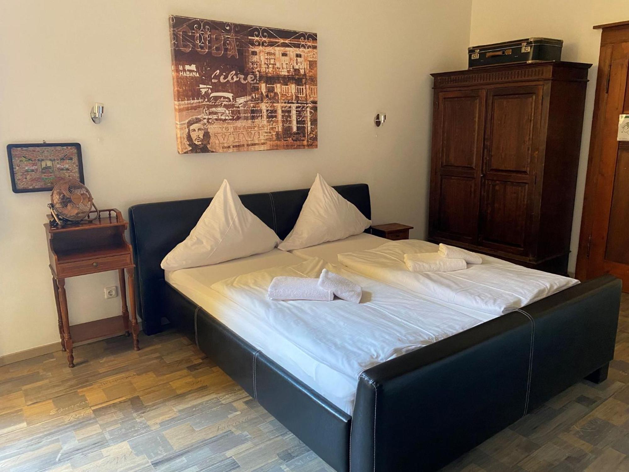 Avalon Bed & Breakfast Themen/- Nichtraucherhotel Hannover Ngoại thất bức ảnh
