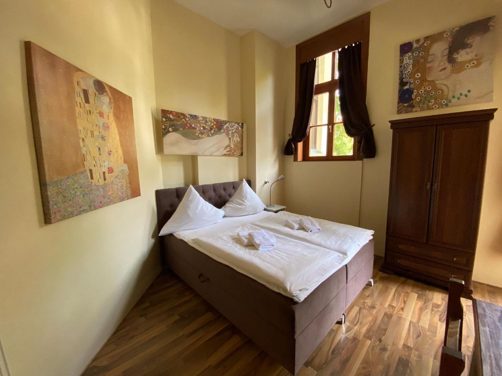 Avalon Bed & Breakfast Themen/- Nichtraucherhotel Hannover Ngoại thất bức ảnh