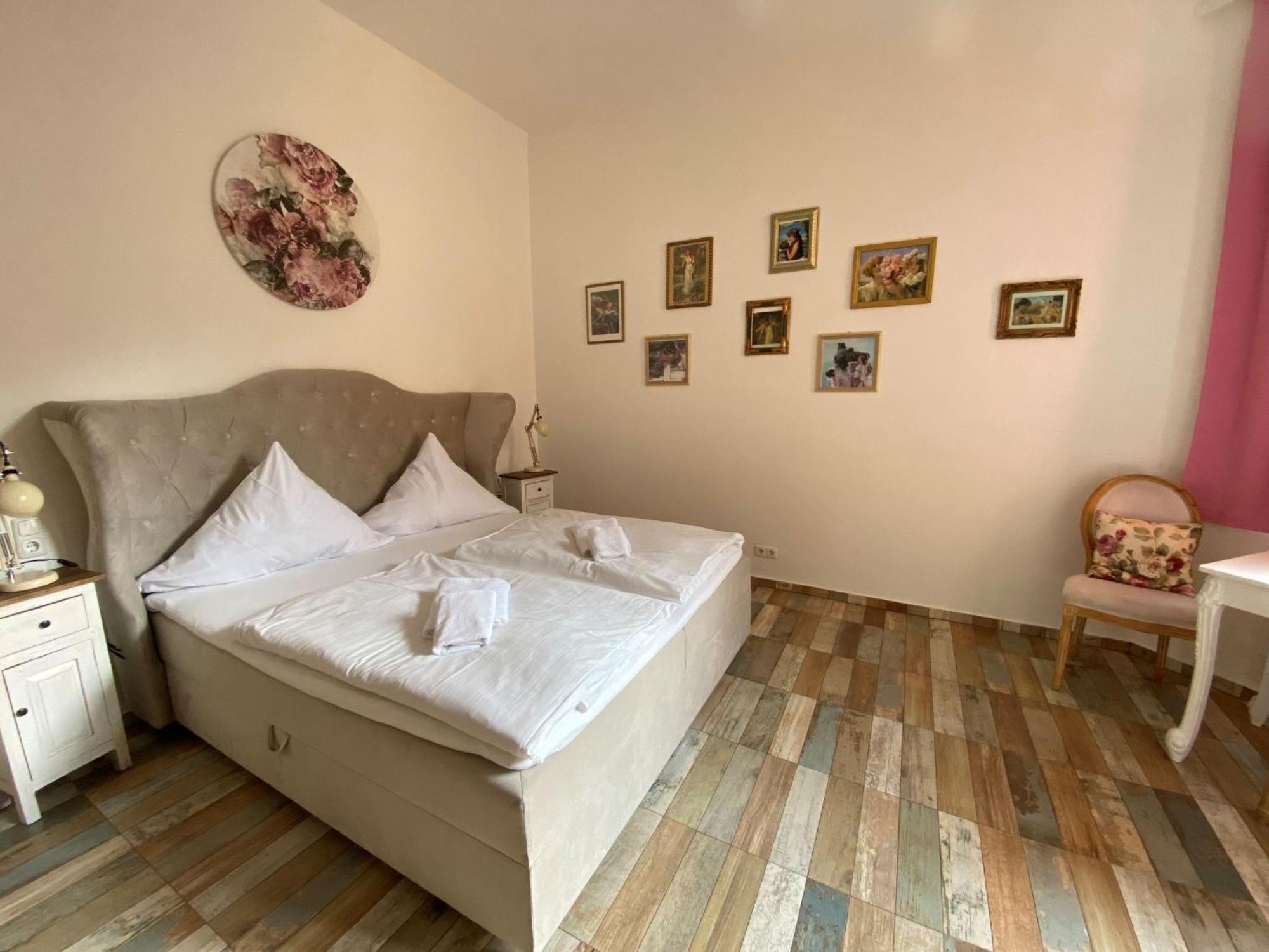 Avalon Bed & Breakfast Themen/- Nichtraucherhotel Hannover Ngoại thất bức ảnh