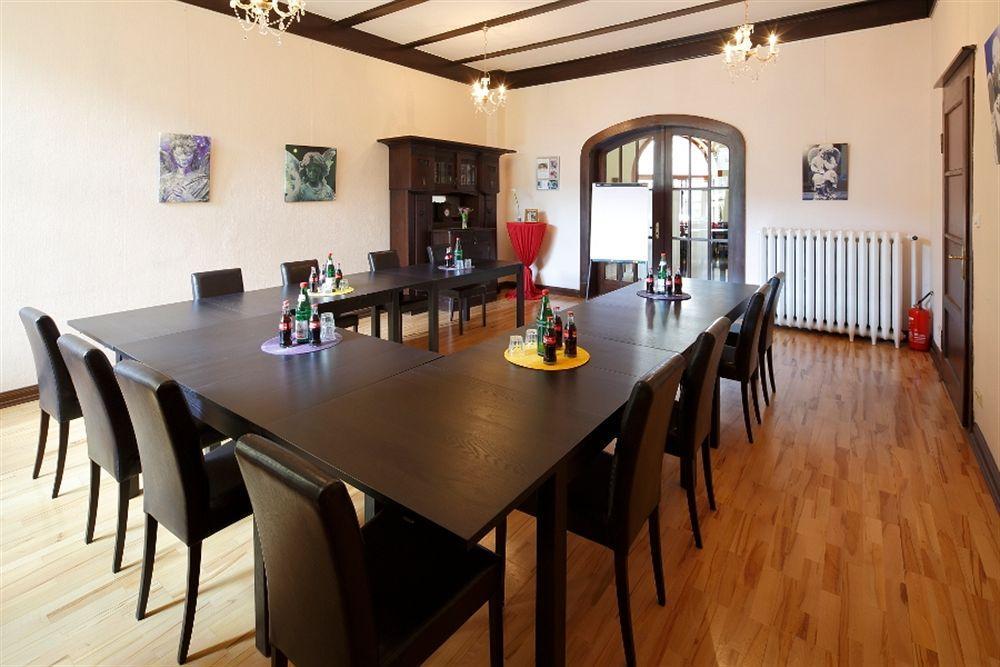 Avalon Bed & Breakfast Themen/- Nichtraucherhotel Hannover Ngoại thất bức ảnh
