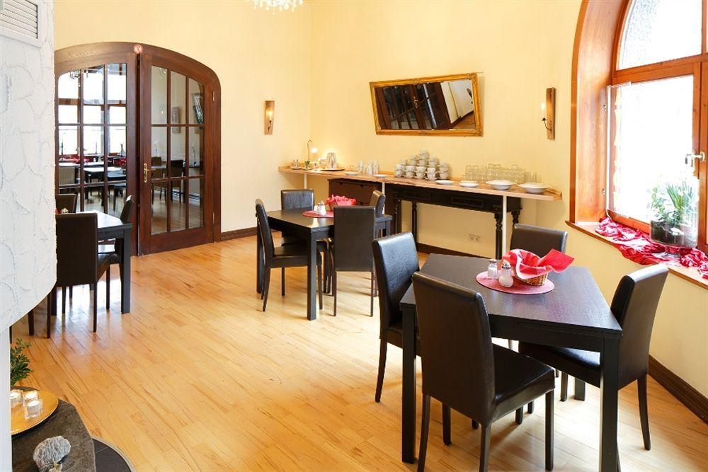 Avalon Bed & Breakfast Themen/- Nichtraucherhotel Hannover Ngoại thất bức ảnh