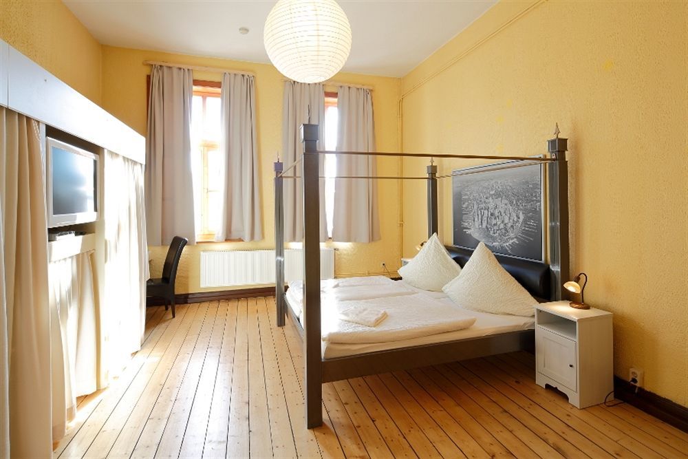 Avalon Bed & Breakfast Themen/- Nichtraucherhotel Hannover Ngoại thất bức ảnh