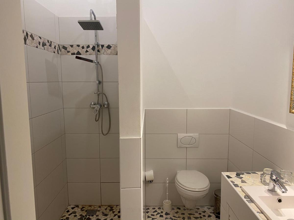 Avalon Bed & Breakfast Themen/- Nichtraucherhotel Hannover Ngoại thất bức ảnh